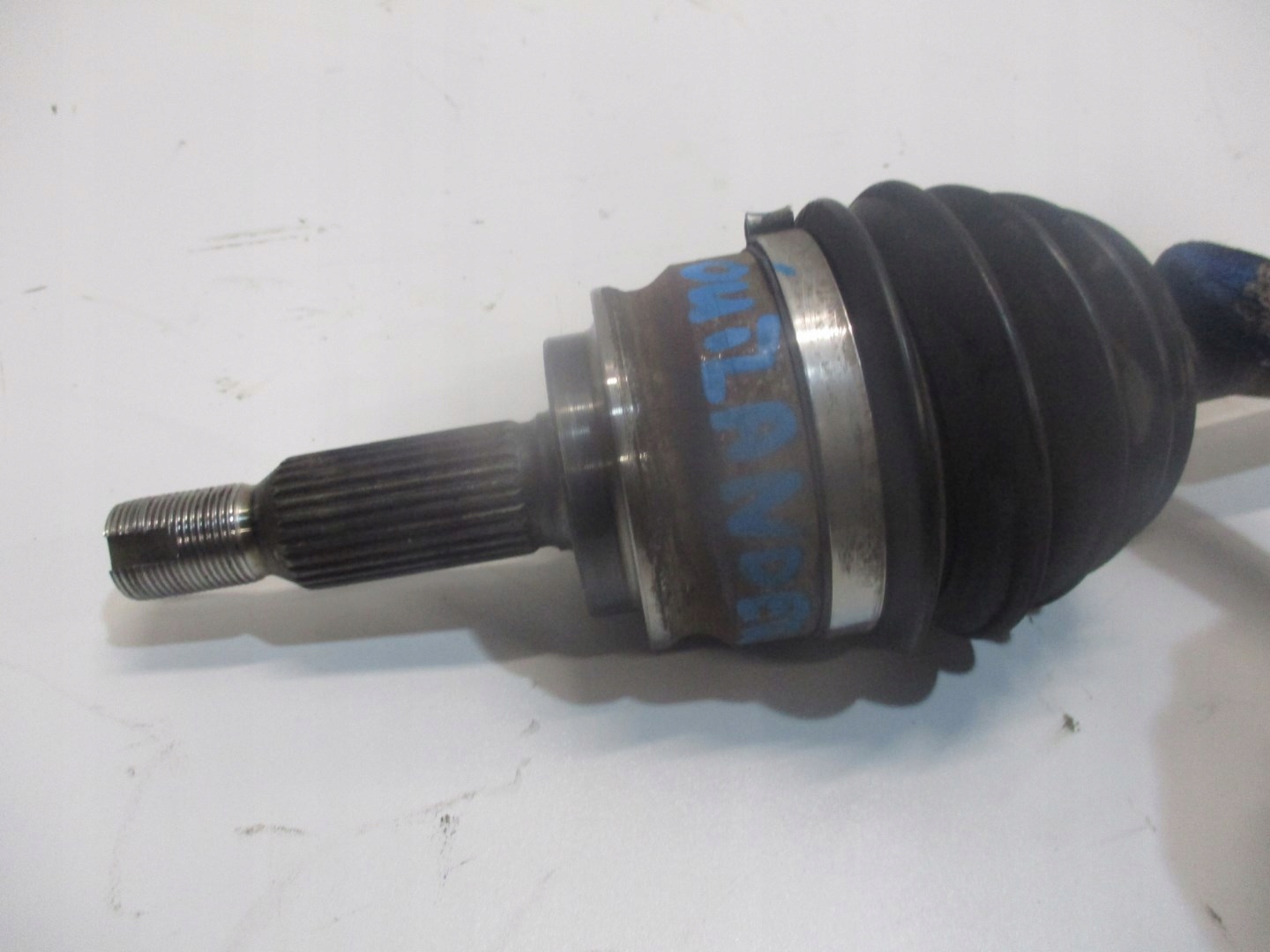 semi-axis MITSUBISHI OUTLANDER III 1,8i 4X4 18R right