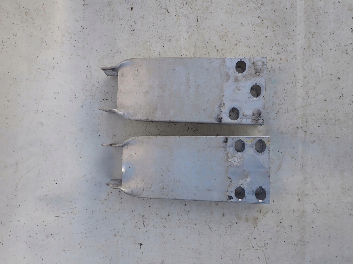 MERCEDES E-KLASA W213 beam tip left right