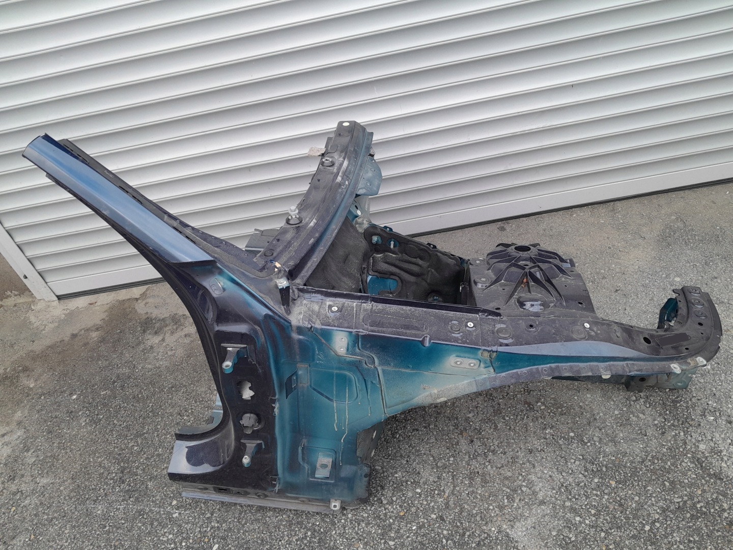 BMW 7' G11 LCI quarter pillar quarter right front C3Z