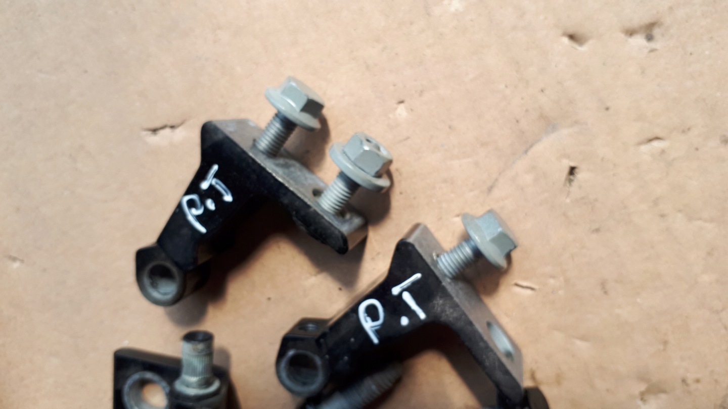 A6 C7 4G hinge hinges door right right rear part LY9B