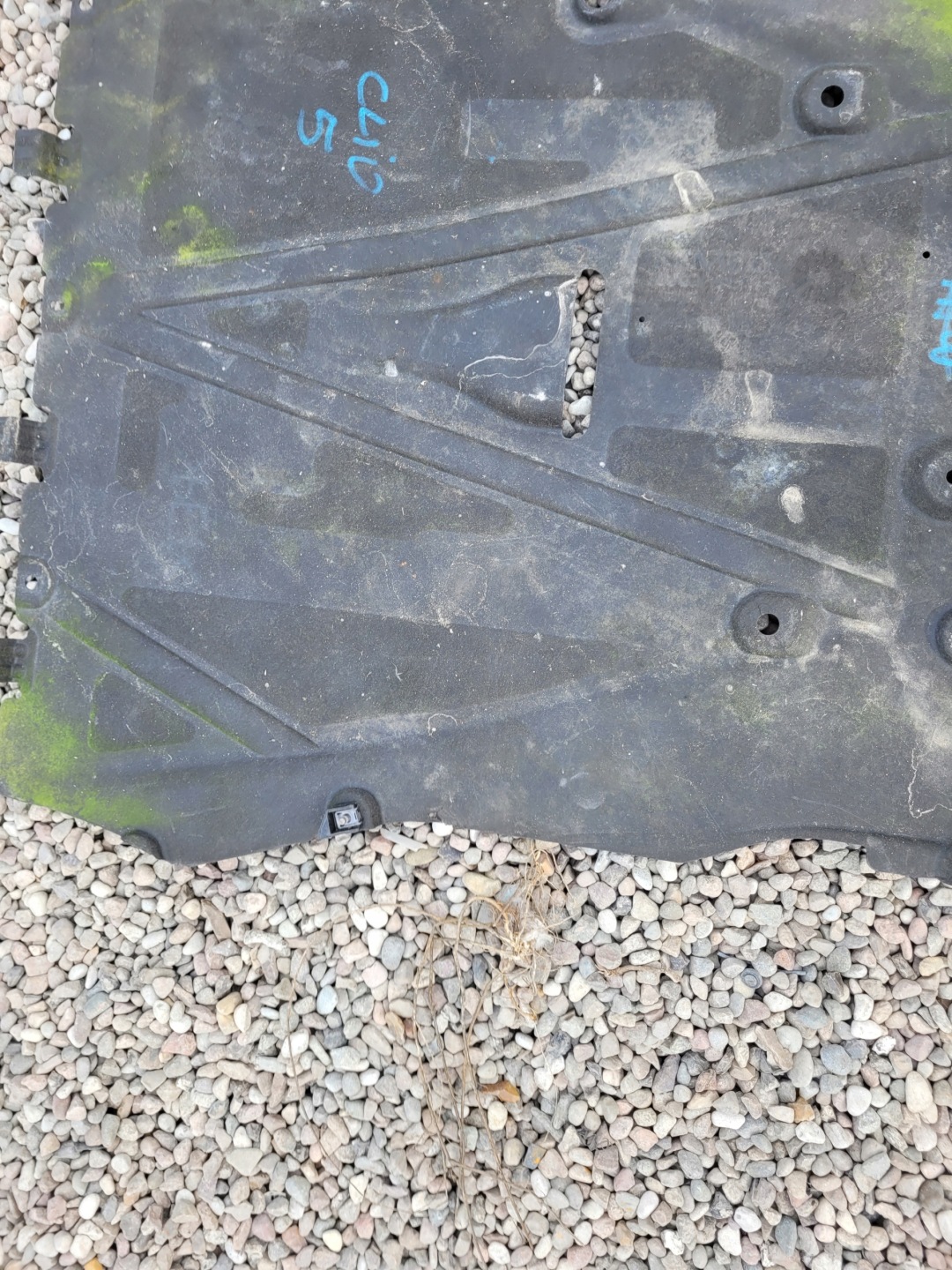 cover below engine RENAULT CLIO V
