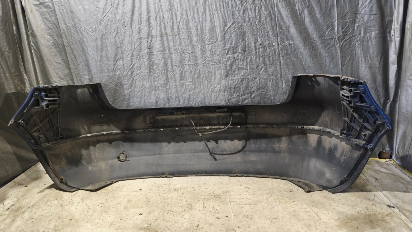 Paraurti posteriore GOLF V 2005r K: LD5Q