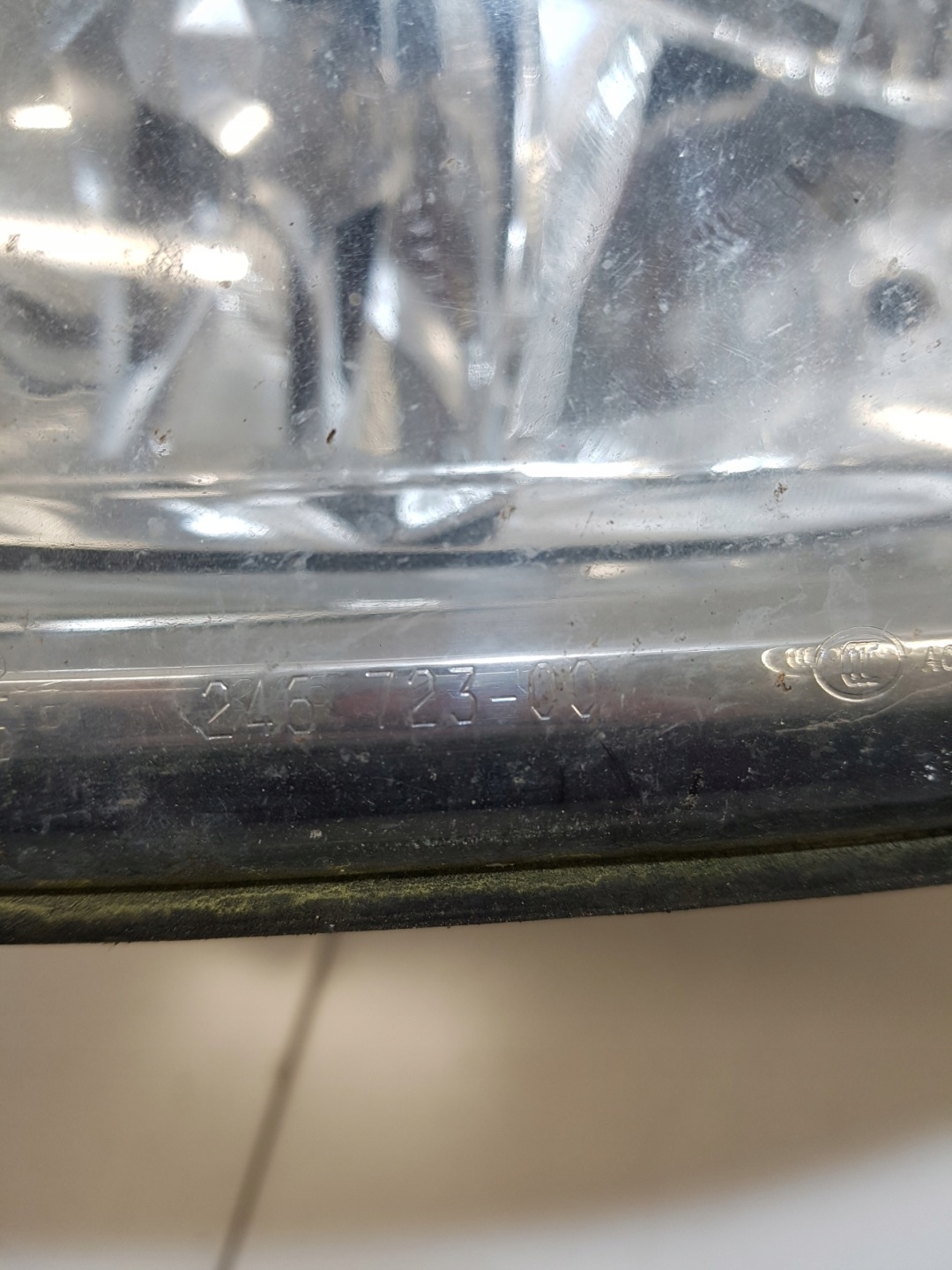light left front MERCEDES-BENZ VITO W639