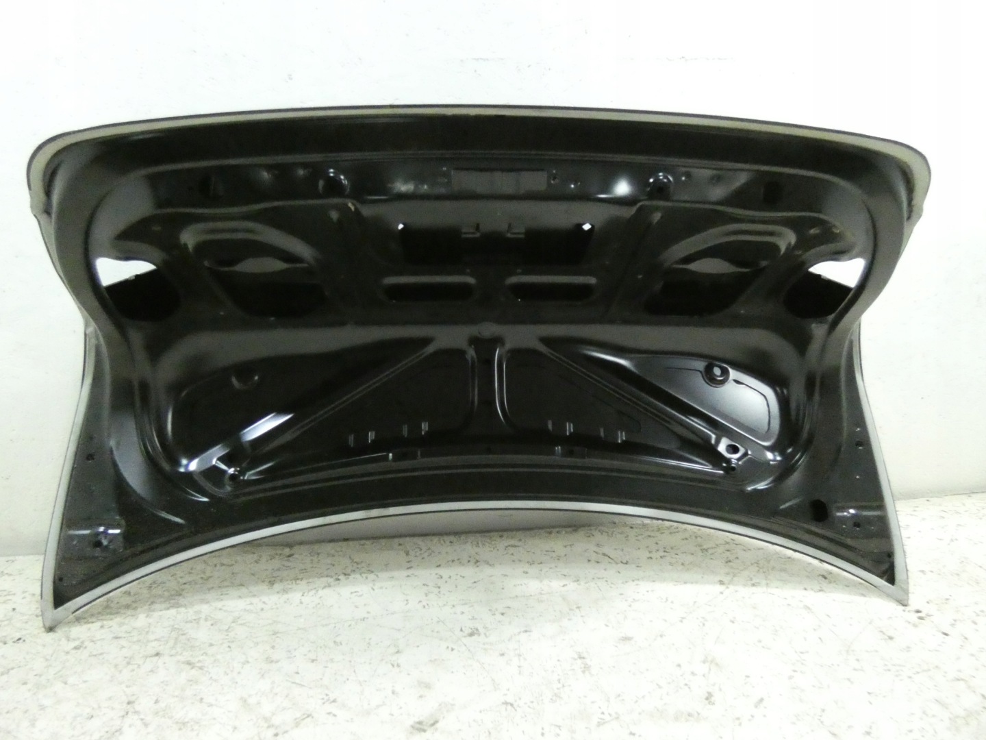 BMW 3 E90 sedan trunk door boot rear part original