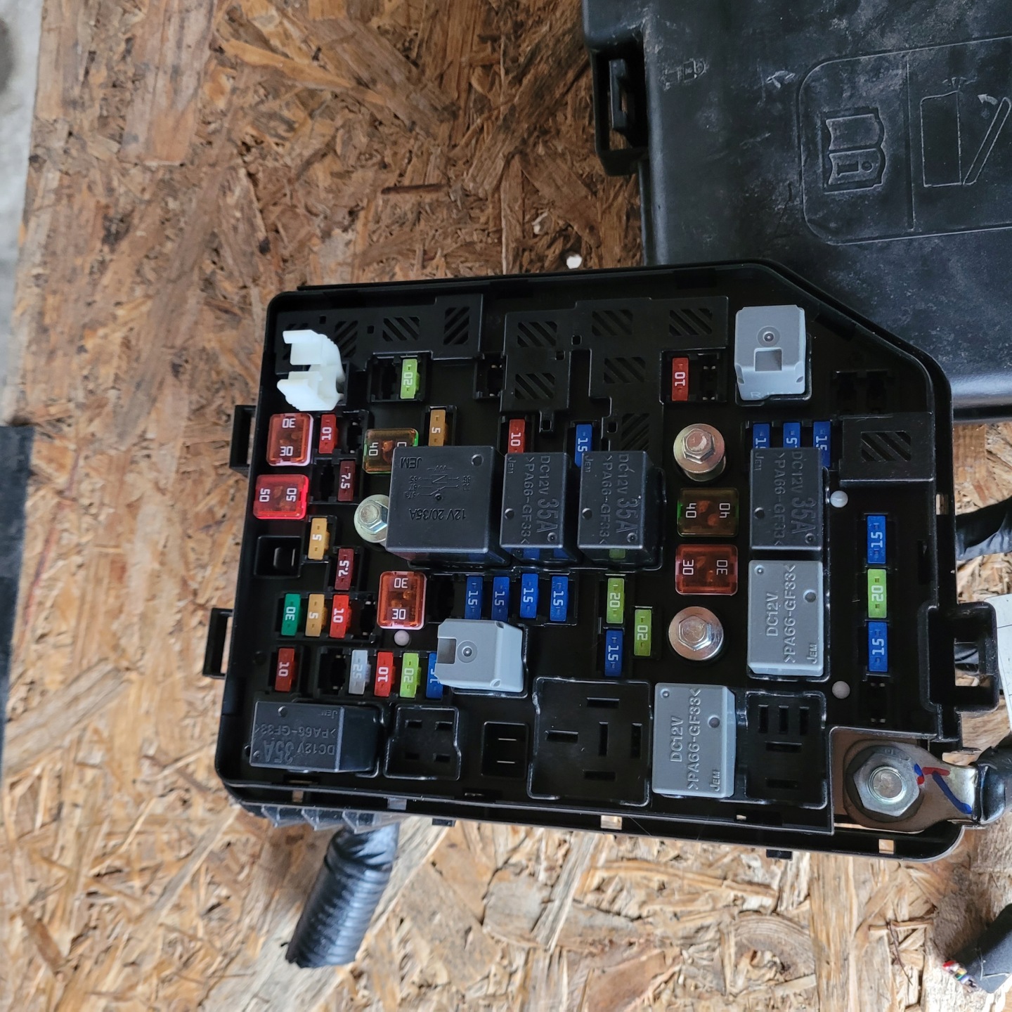 Module fusibles OPEL KARL 42559532 DD4