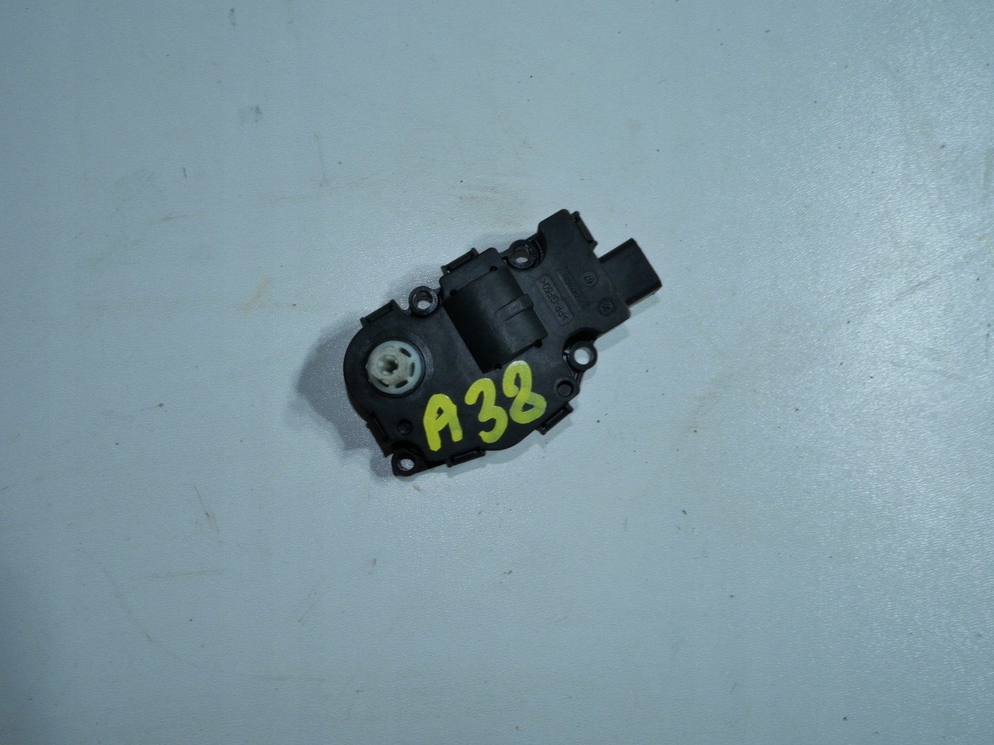 aircon recirculation flap motor AUDI A4 B8 A5 8T Q5 K9749007