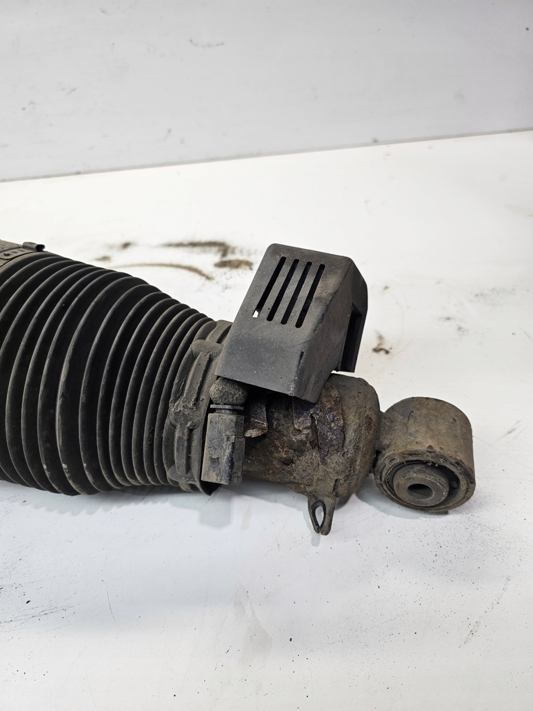 shock absorber MIECH left rear part AUDI Q7 4L 7L8616019
