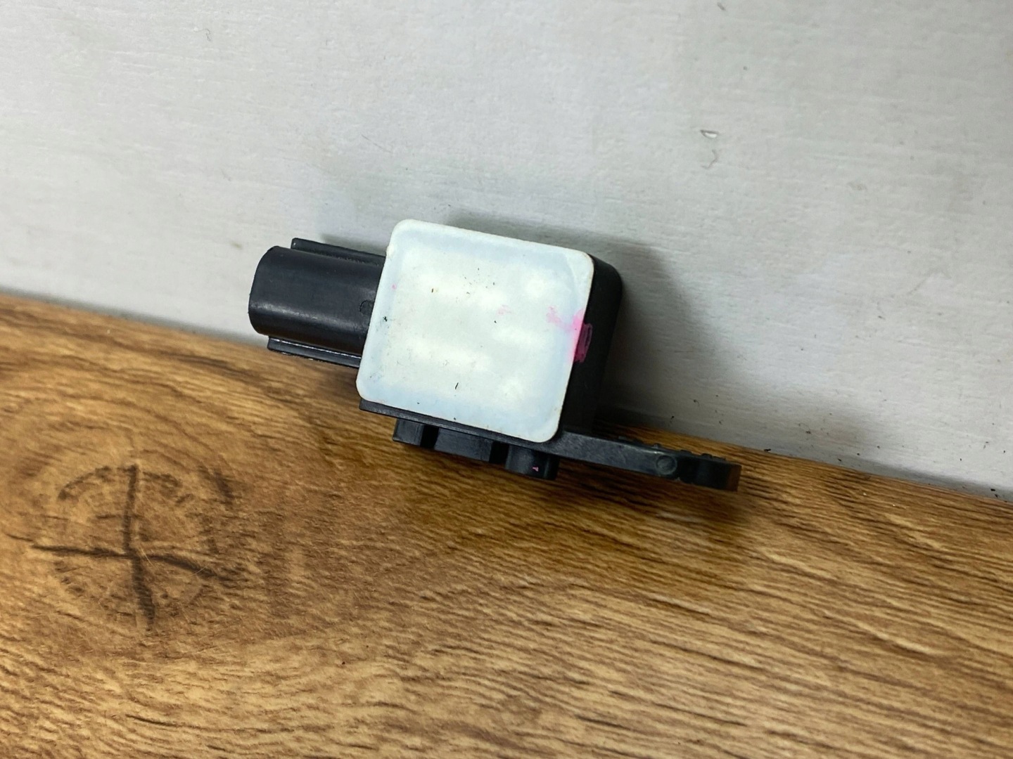 Sensor zderzeniowy (airbag) Chevrolet Camaro VI 2016+