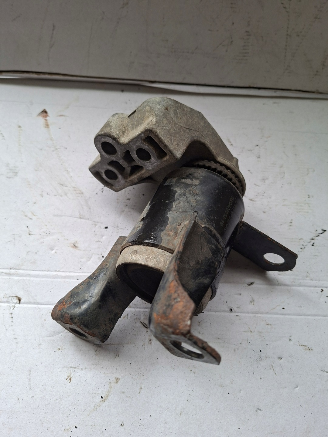 engine mount FORD FIESTA MK7 1.0 ECOBOOST C1B1-6F012-AC