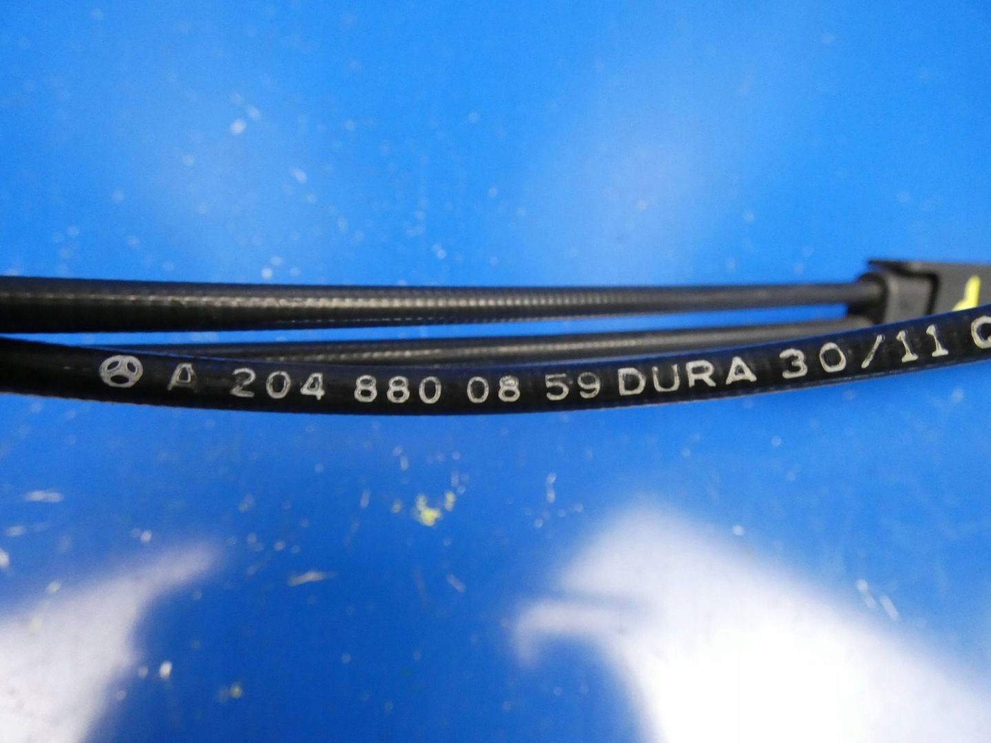 MERCEDES C KLASA C204 W204 rope lever bonnets front