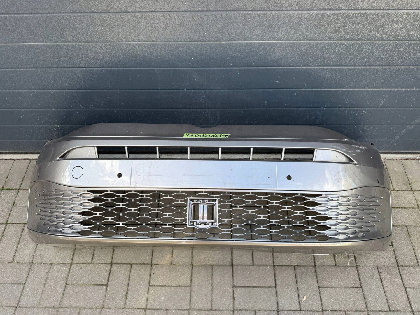 Vw Caddy 2K7 20- lökhárító eleje elsö