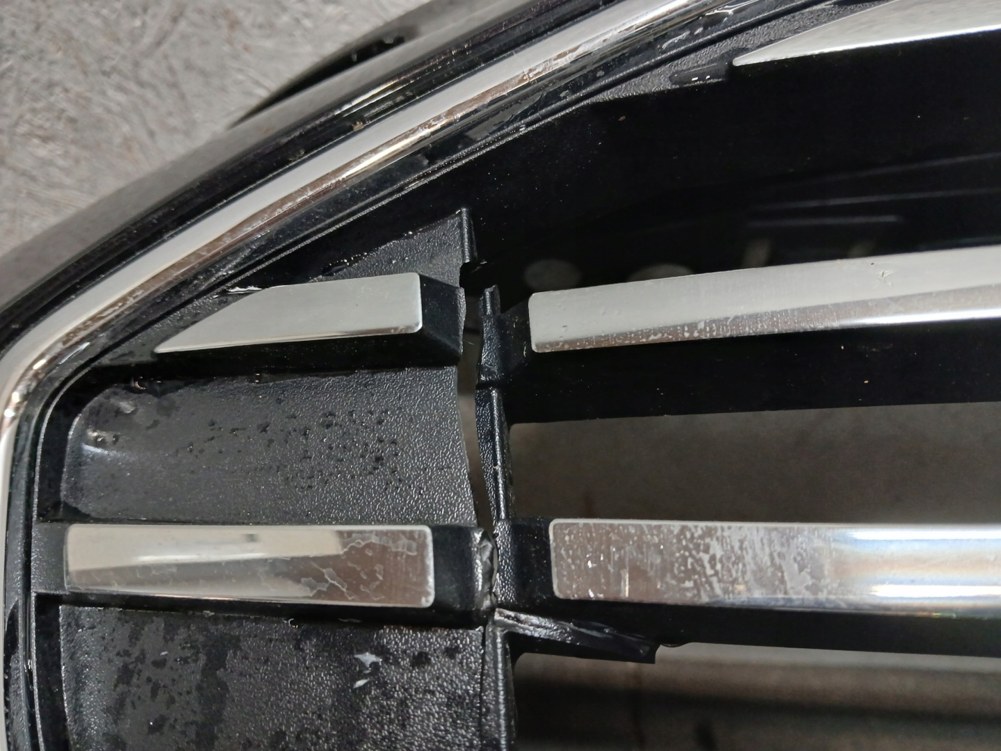 lökhárító eleje FORD FOCUS MK4 LIFT