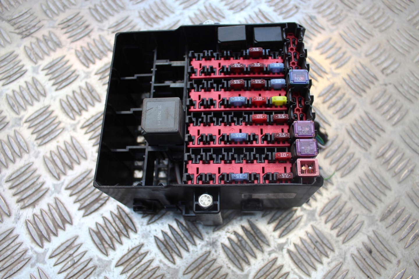 Module fusibles FORD FIESTA MK7 1.6 TDCI BA6T-14A005-ASC