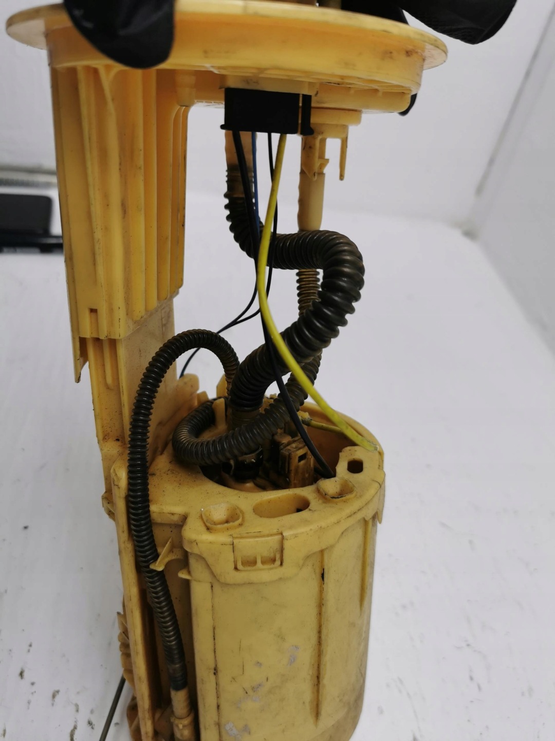 feed pump VW CRAFTER 2.5 TDI HVW 9064700794
