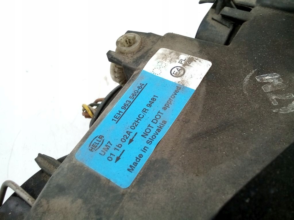 VW Bora light right front front Hella EU 1EH963560-64