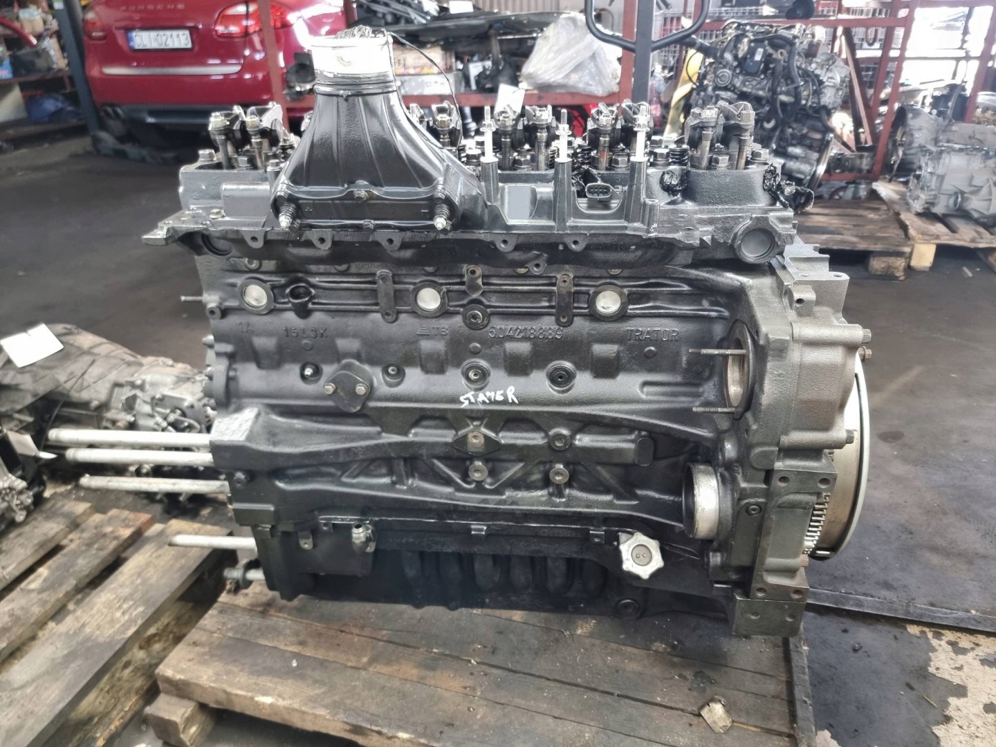 Moteur Garniture moulure montant T7 T8 STEYR 6230 CVT