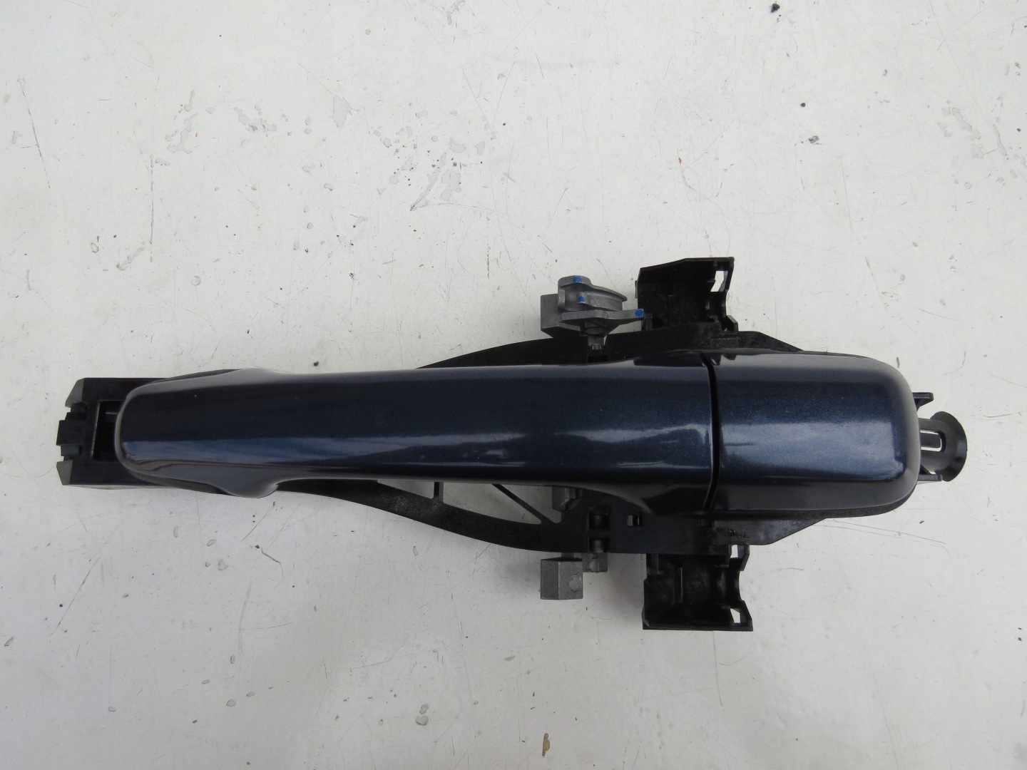 handle exterior left rear part VOLVO V70 III code lakieru 498-46 30784202