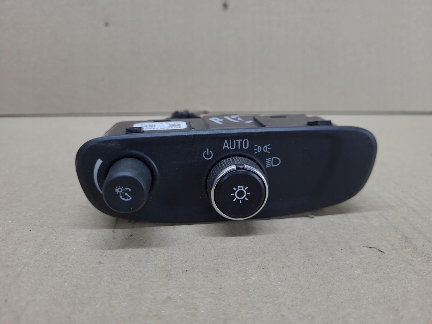light switch Chevrolet Equinox 3 2018 84192536