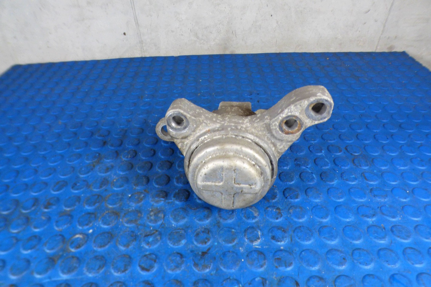 engine mount BG91-6F012-AC st.very good condition Ford Mondeo MK4 1.6 Ecoboost