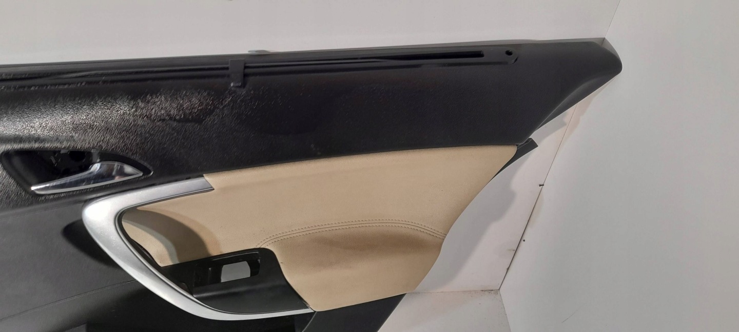 Opel Insignia A side door rear right 1064656 (ET204)