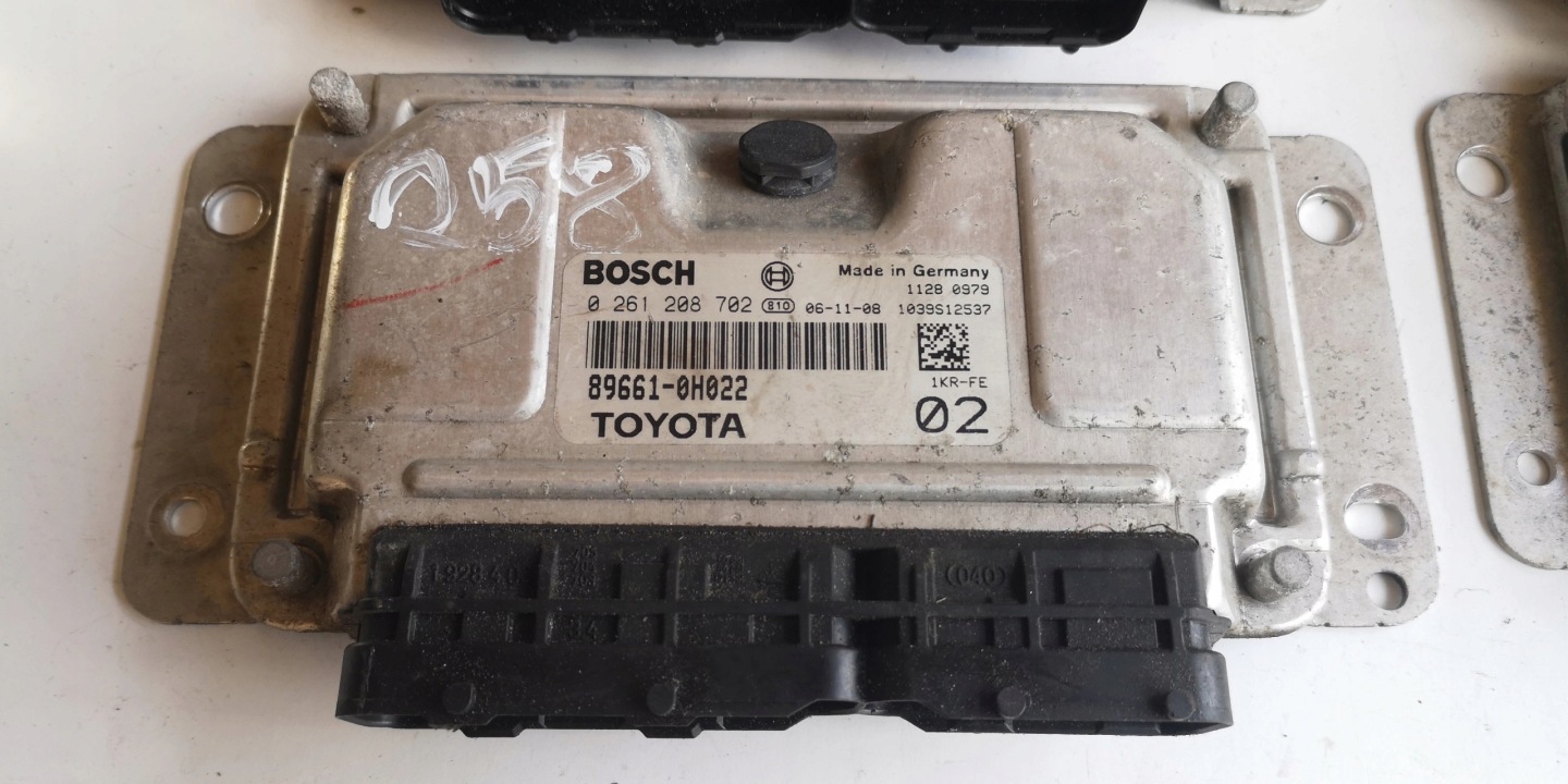 computer ECU TOYOTA AYGO 0261208702 89661-0H022 10