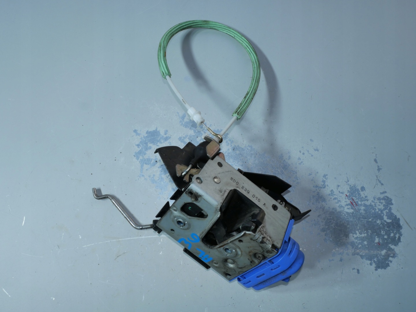 lock 8D0839016E AUDI A4 B5