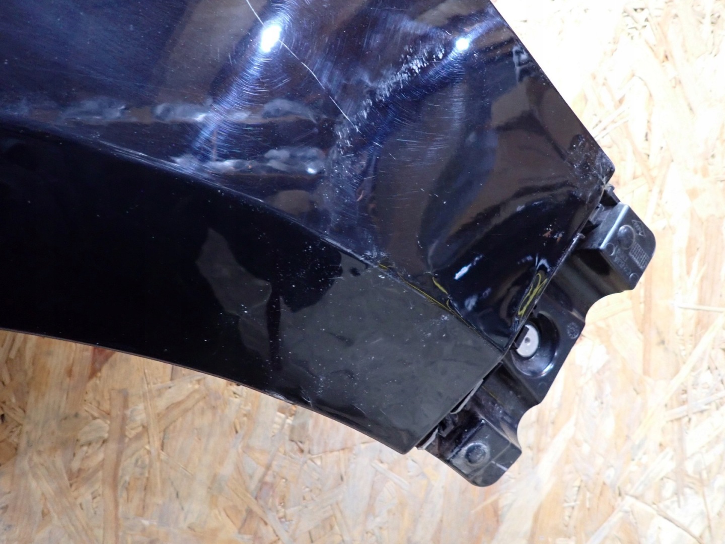 fender right front front RENAULT CLIO 5 V B7 2019- 631004765R