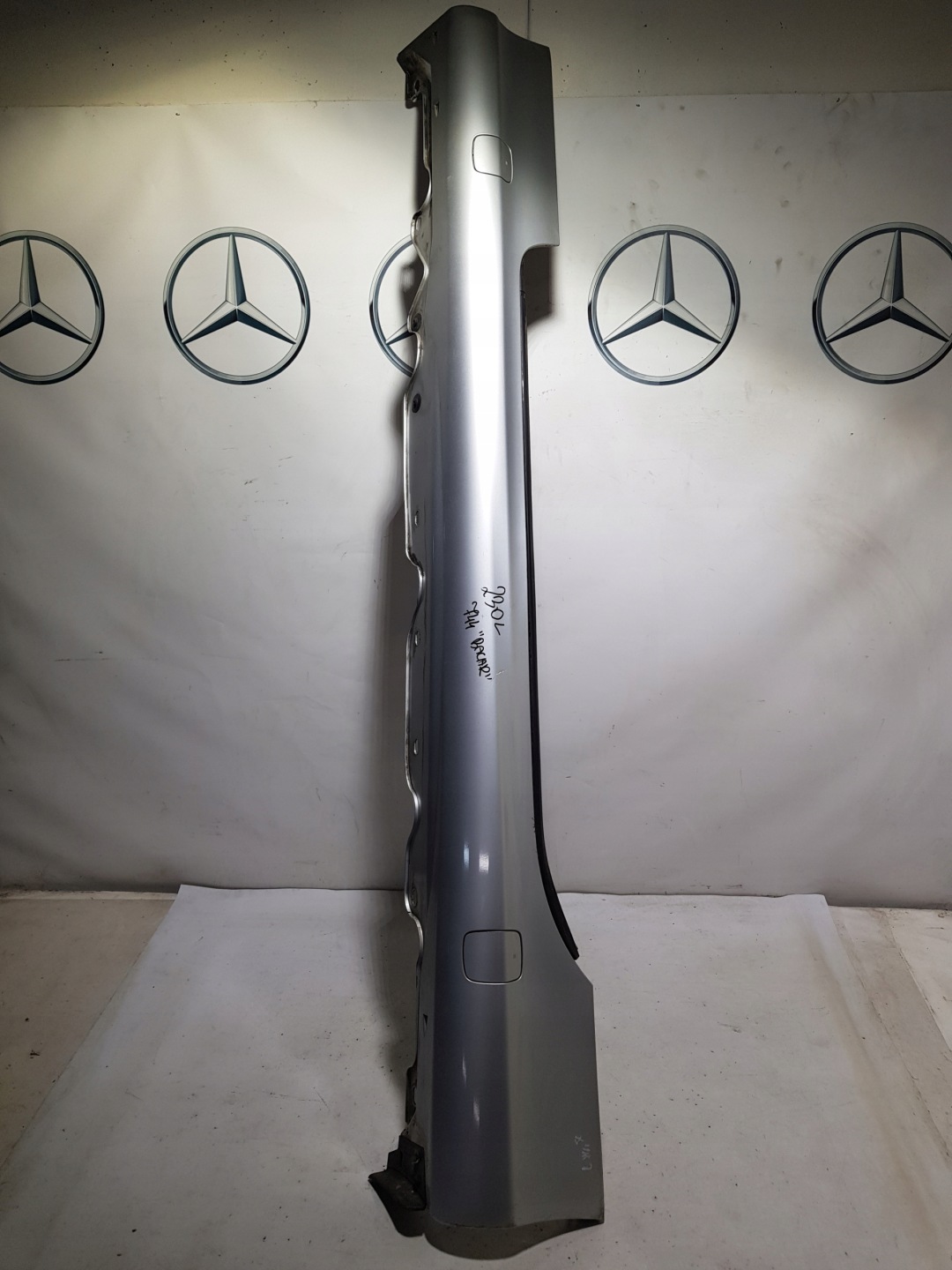 moulding threshold left MERCEDES SL R230 W230 C744 744