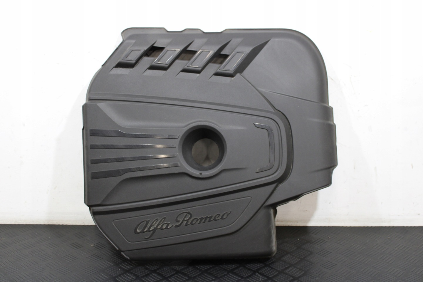 cover for engine 55277996 ALFA ROMEO GIULIA 2,2D