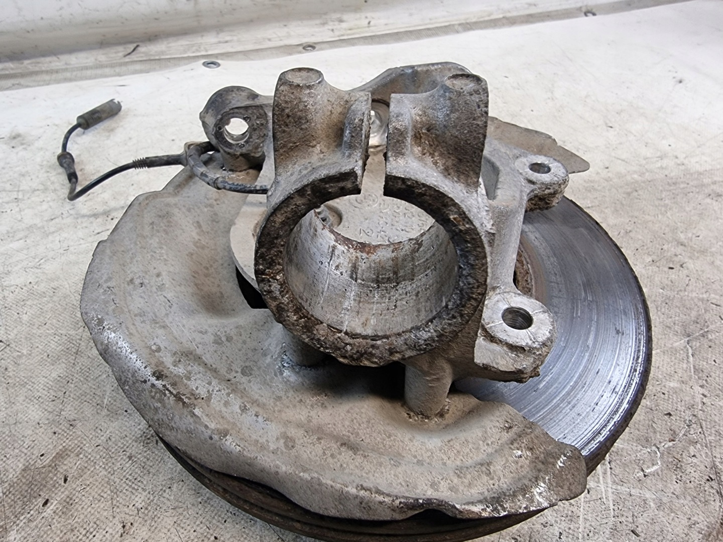 swing left front OE 6764443 BMW E90 2.0d 120kW 07r