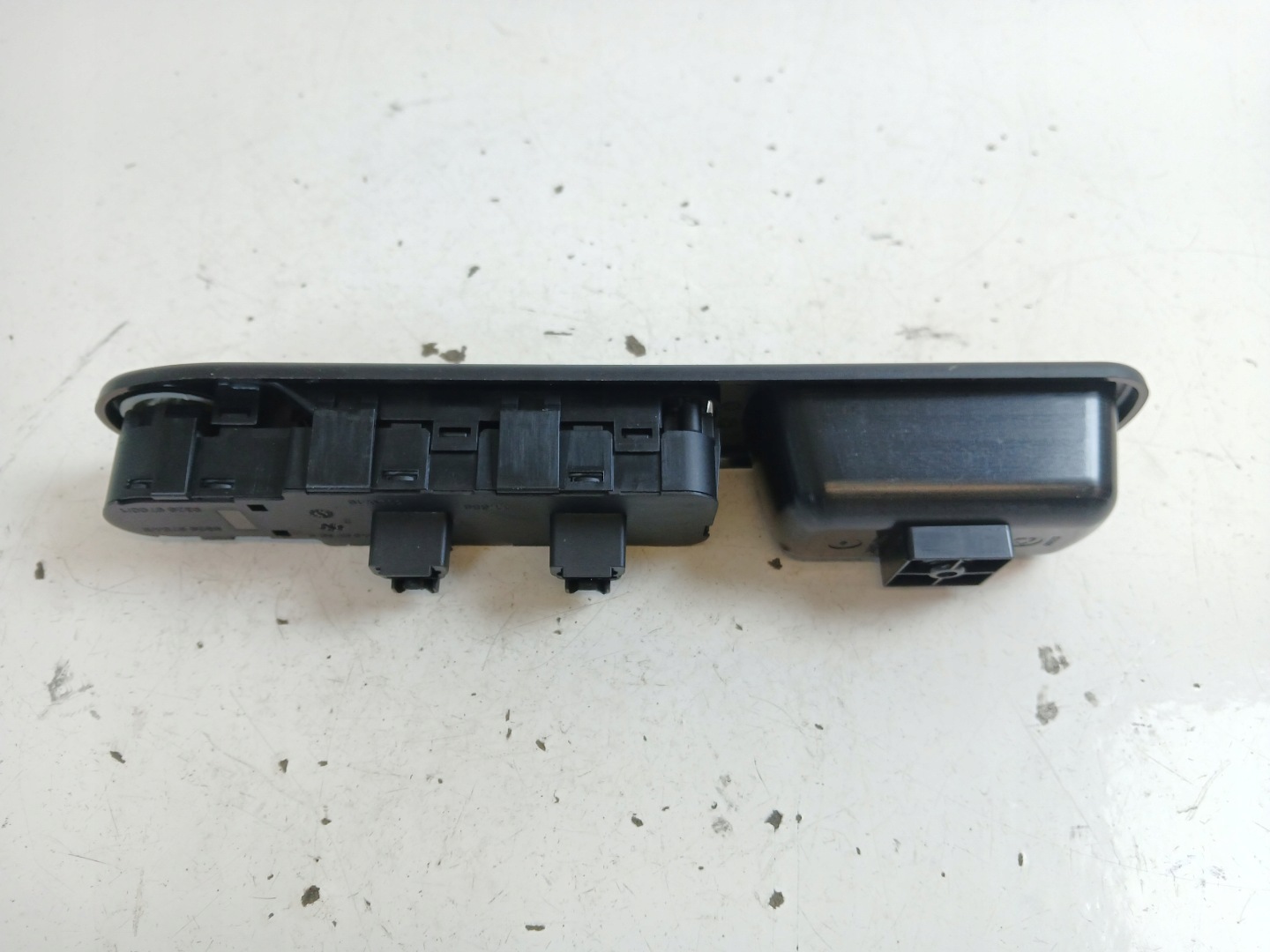 PEUGEOT 307 PANEL okna levý předek 53269704