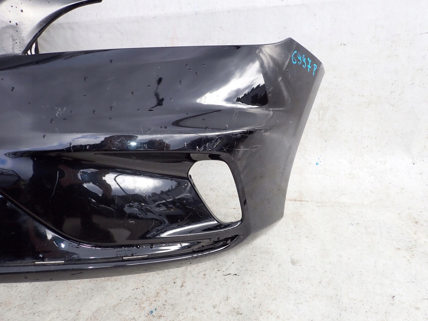 VOLVO V40 R-design 12- bumper front front