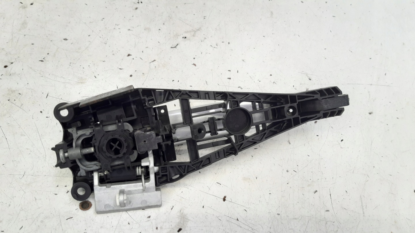 handle right front Z176 13577495 Opel Astra J