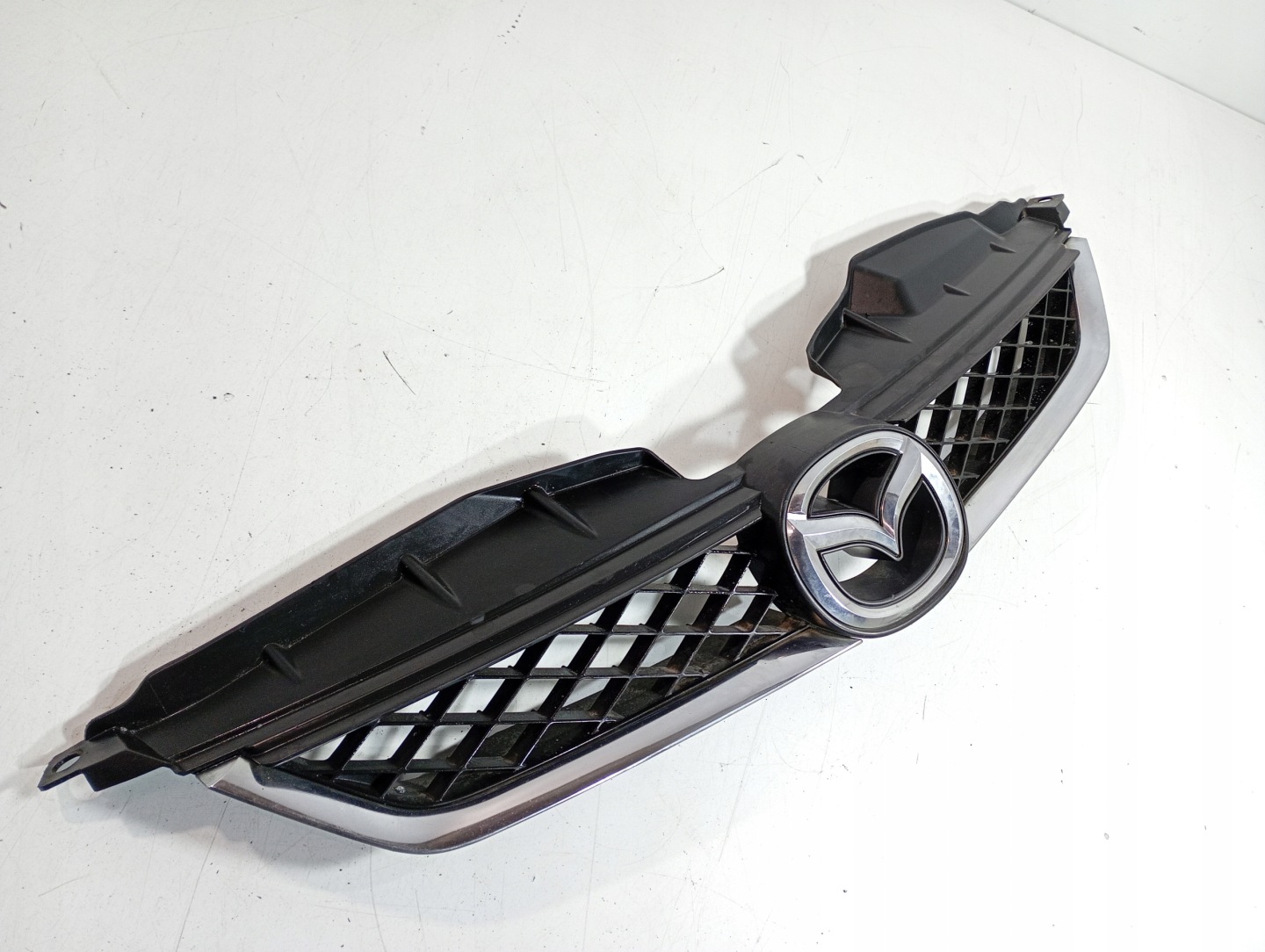 Mazda 5 V 05-08 grill grille radiator OE C23550711