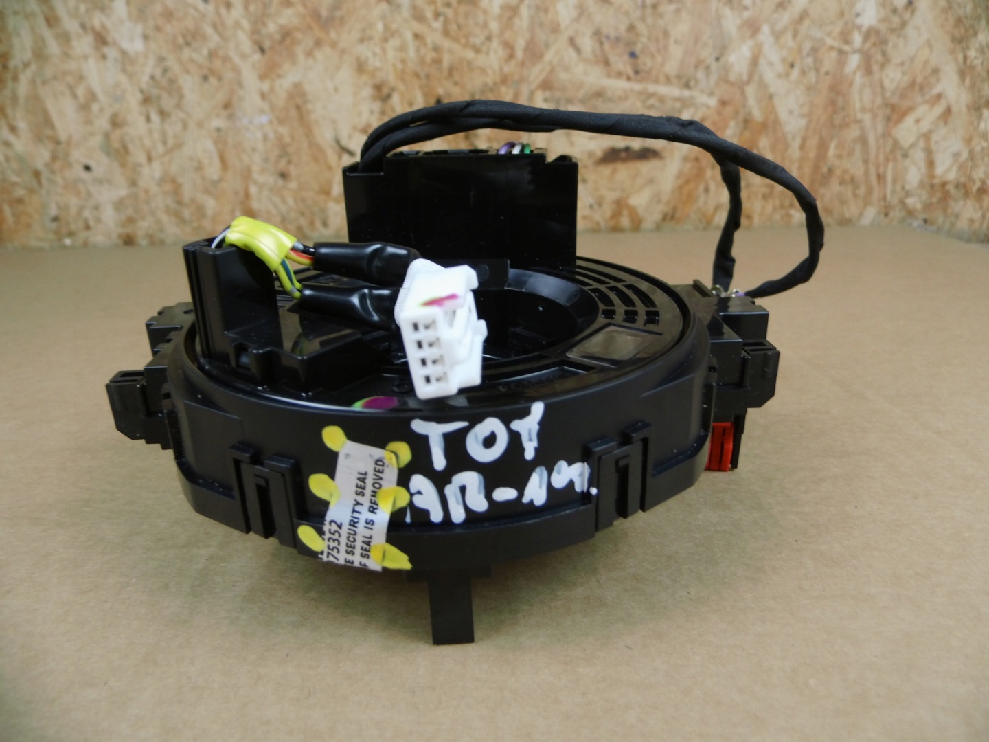 Toyota RAV4 V ring below steering wheel, 42240 75Q998
