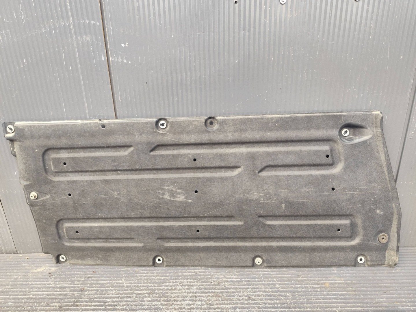 HYUNDAI ELANTRA VI cover chassis right