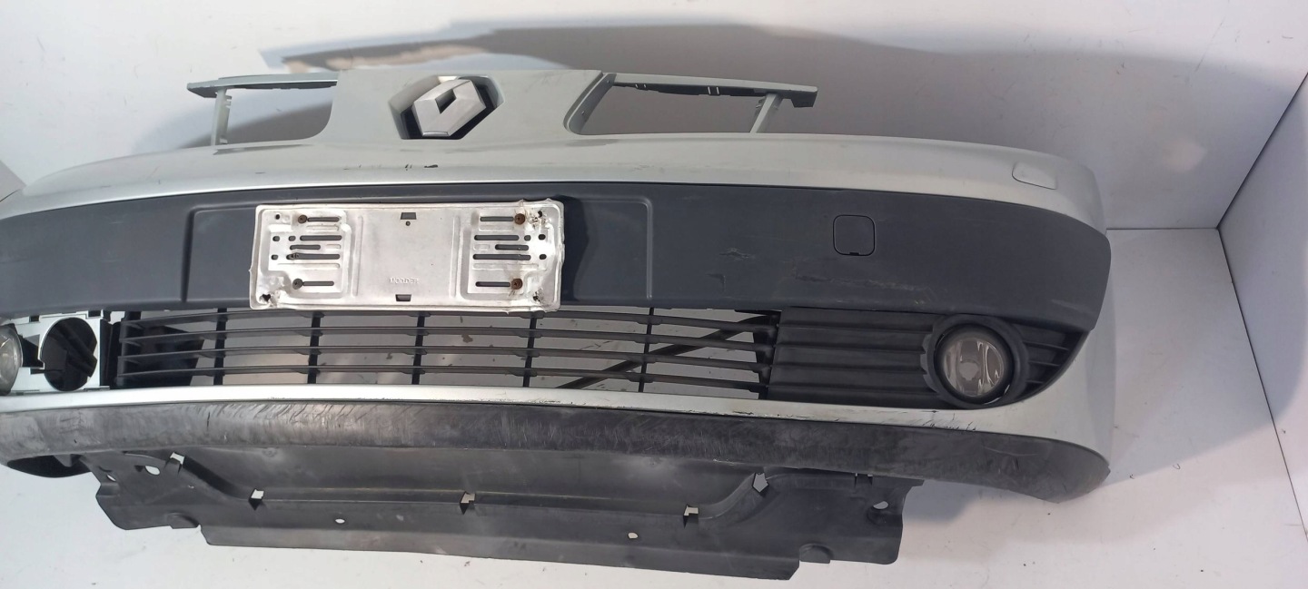 Renault Espace IV front bumper 8200102205 (ZD114)