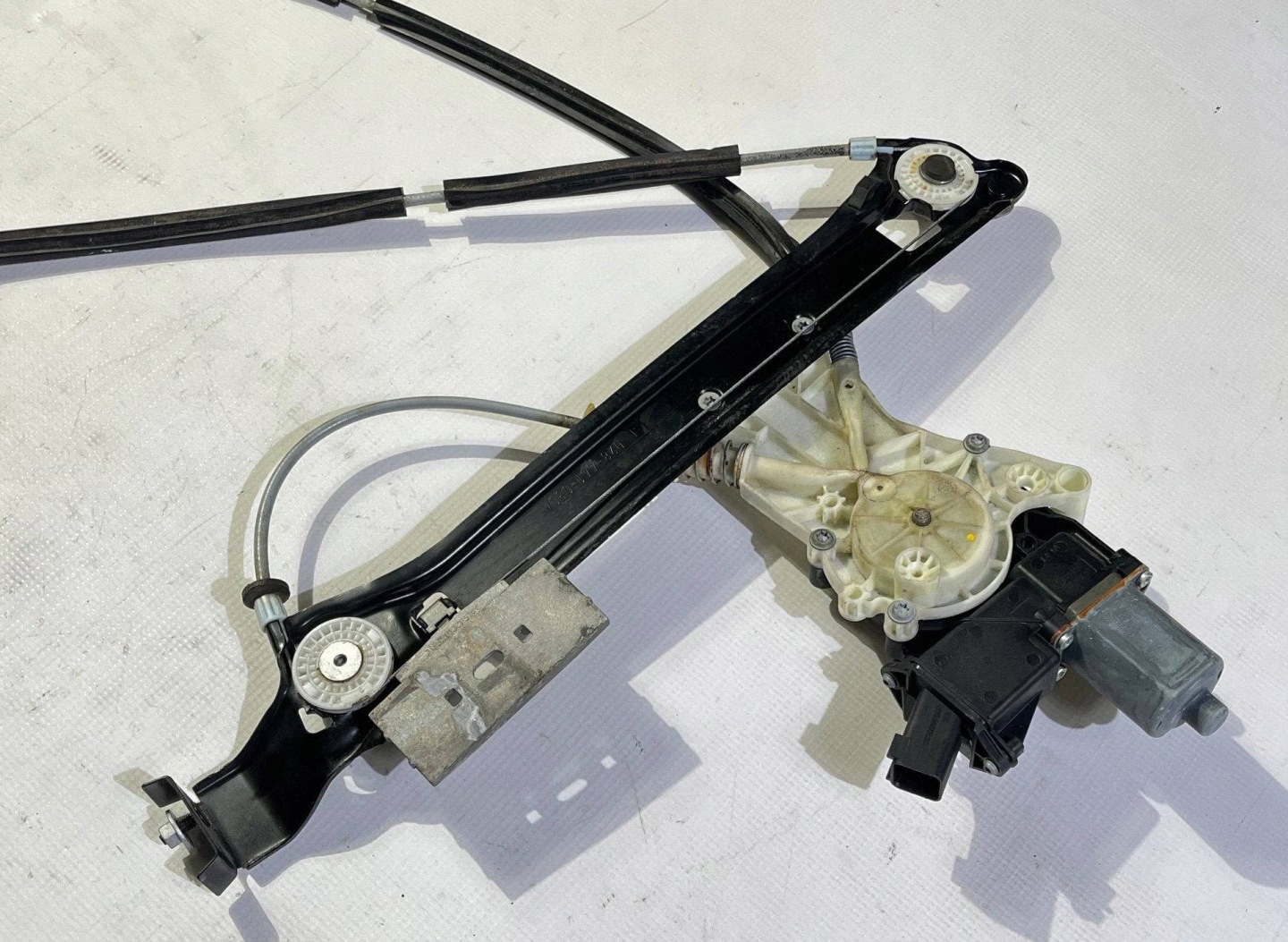 window regulator mechanism prawej right Chevrolet Camaro 2009-2015