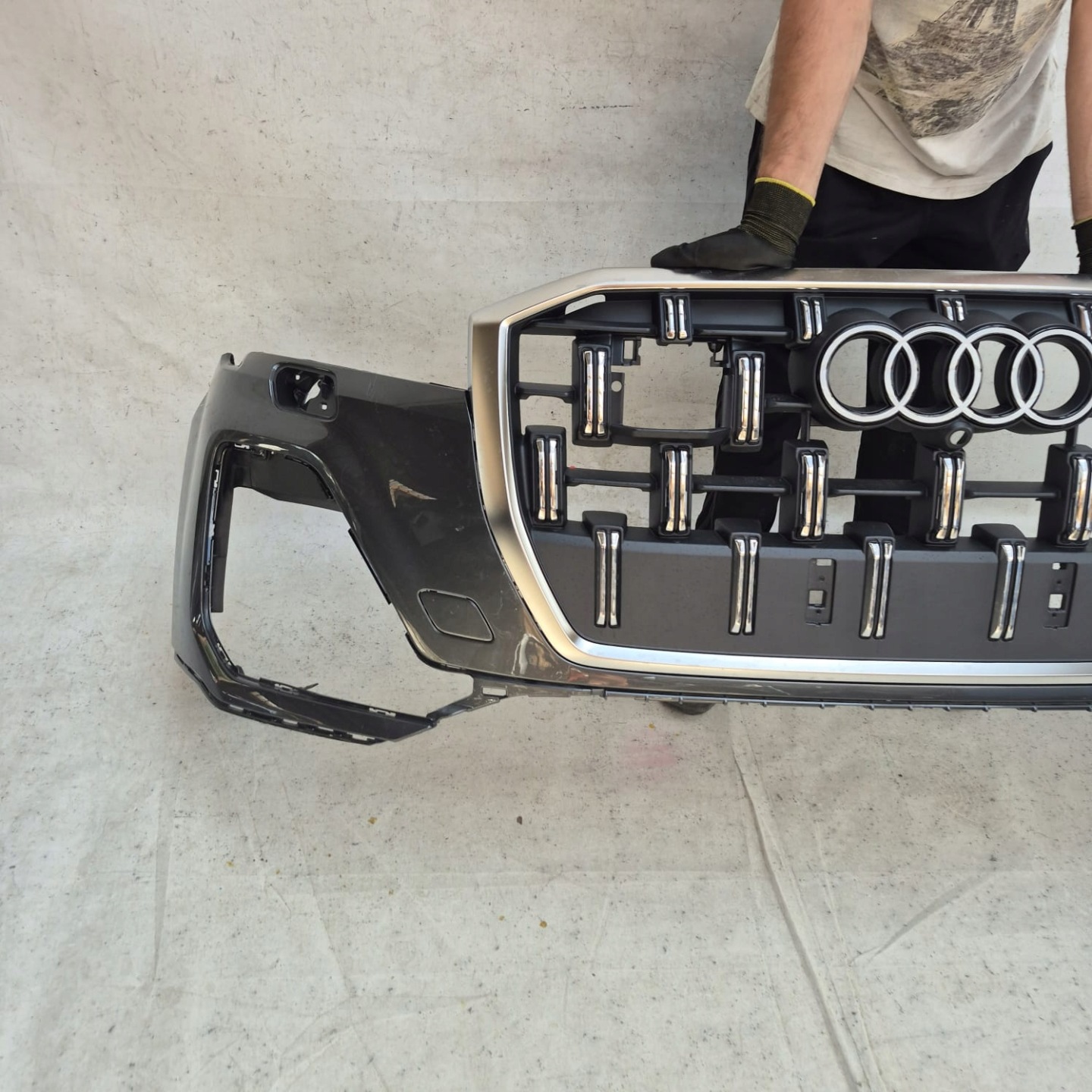 AUDI Q7 4M S-LINE LIFT 24- bumper front front SPR PDC 4M0807437S