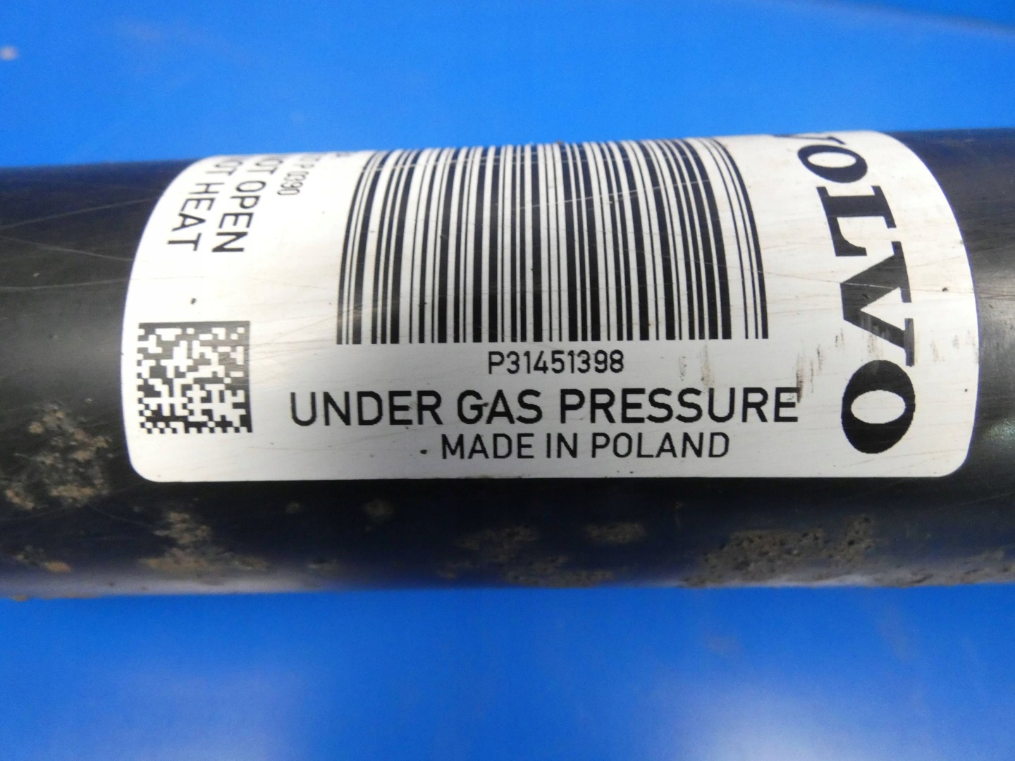 VOLVO XC90 II shock absorber right rear part rear