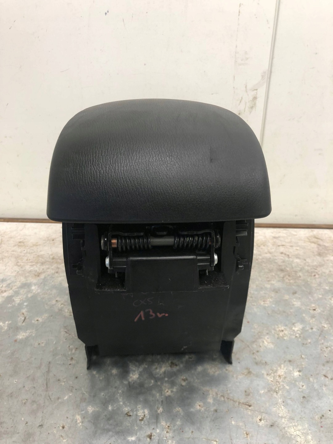 armrest leather MAZDA CX-5 KD45-64441
