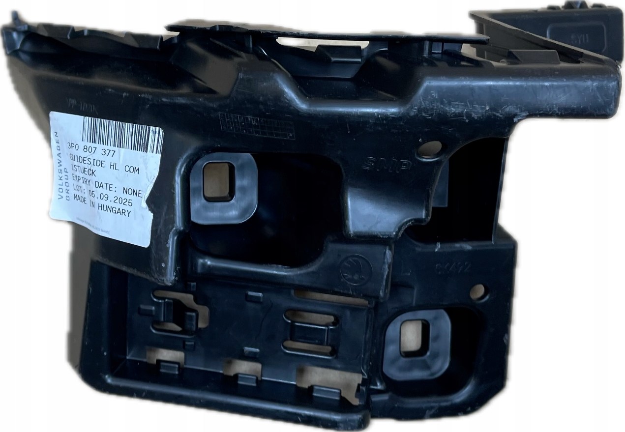 SKODA SUPERB IV 2024 - bumper bracket rear part rear left holder 3P0807377
