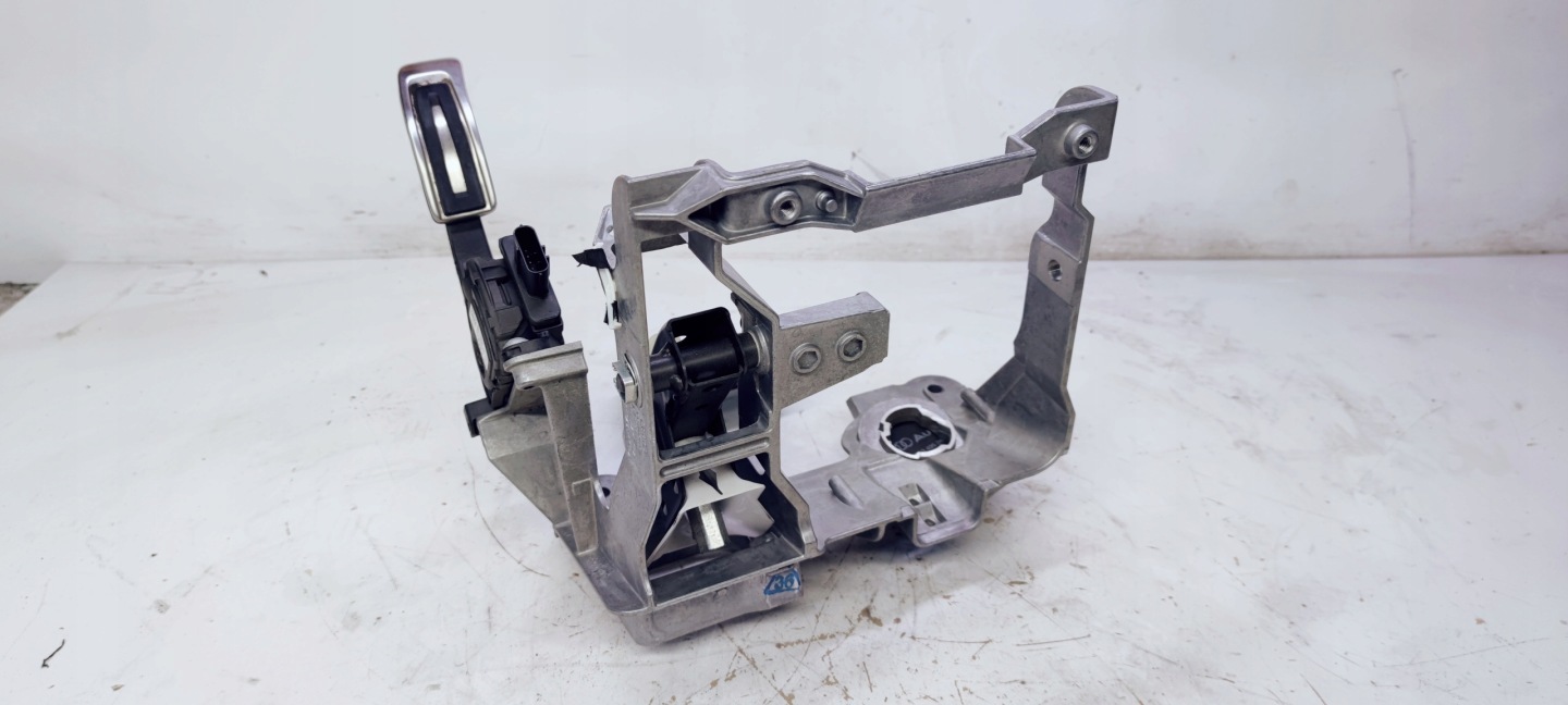 pedals support PEDALOW AUDI A4 B8 A5 8K1721117
