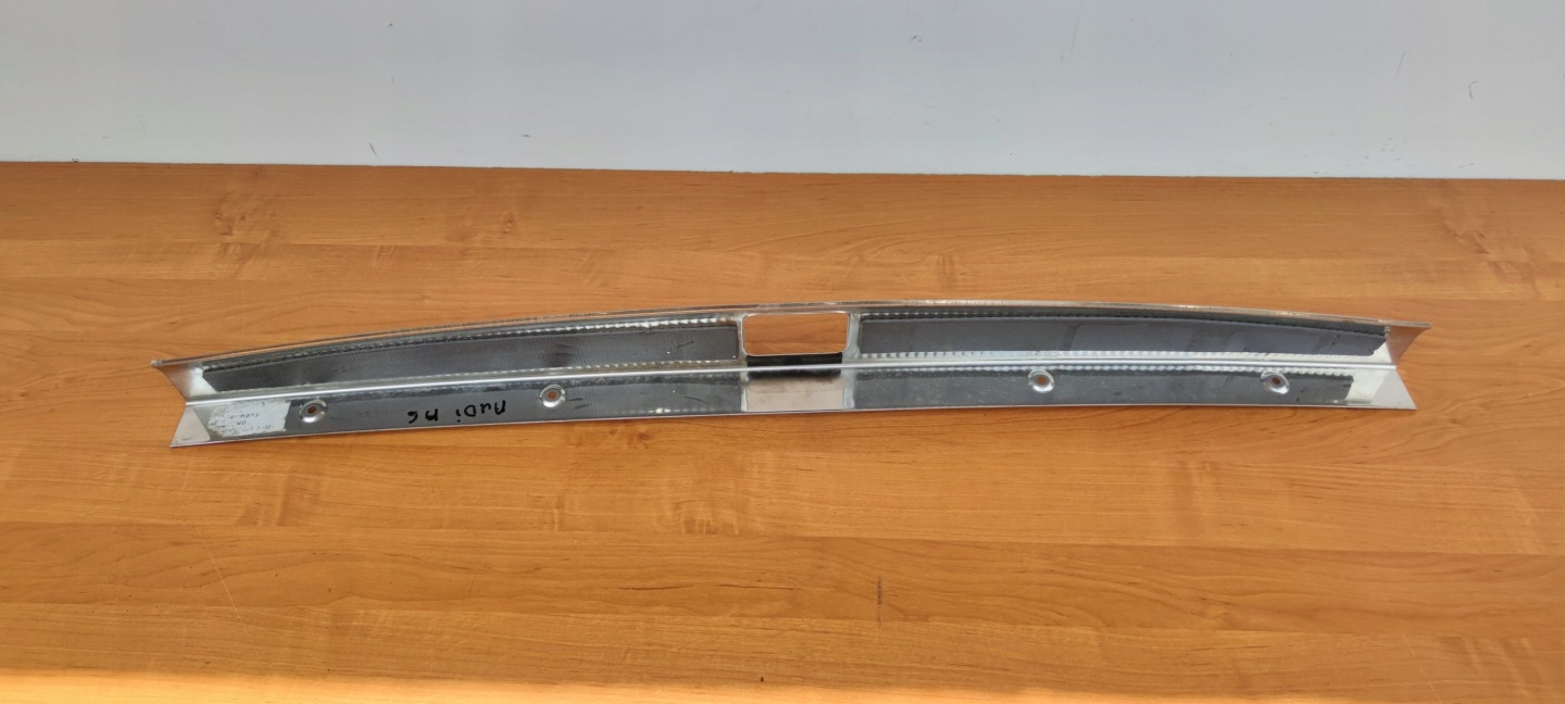 AUDI A6 C5 KOMBI moulding boot CHROM cap