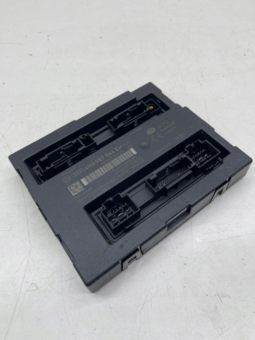 AUDI A7 A6 C7 module control unit komfortu BCM 2 2.01 868MHz LEGALNY!