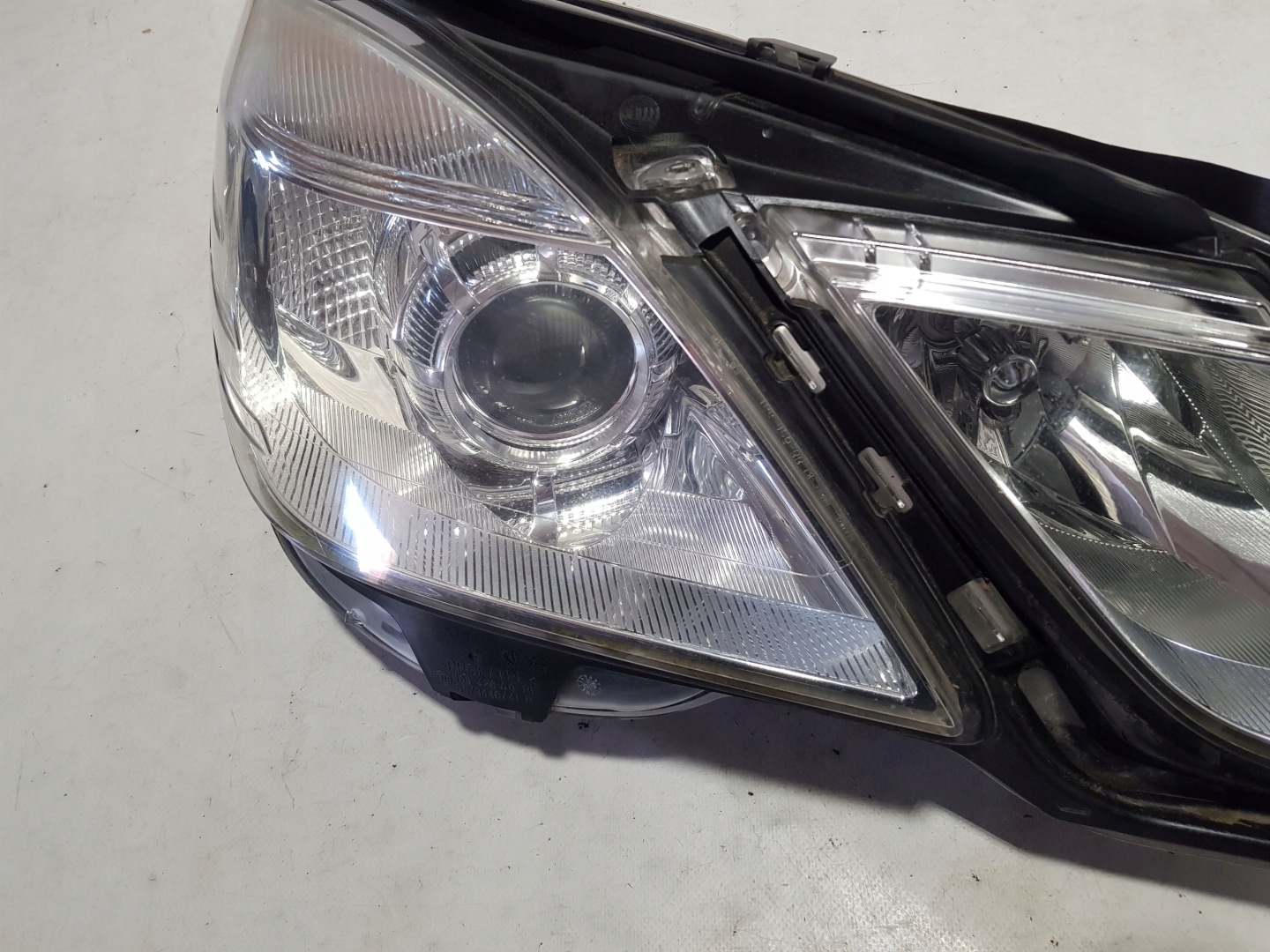 light right front MERCEDES W212 H7 A2128200461 UK
