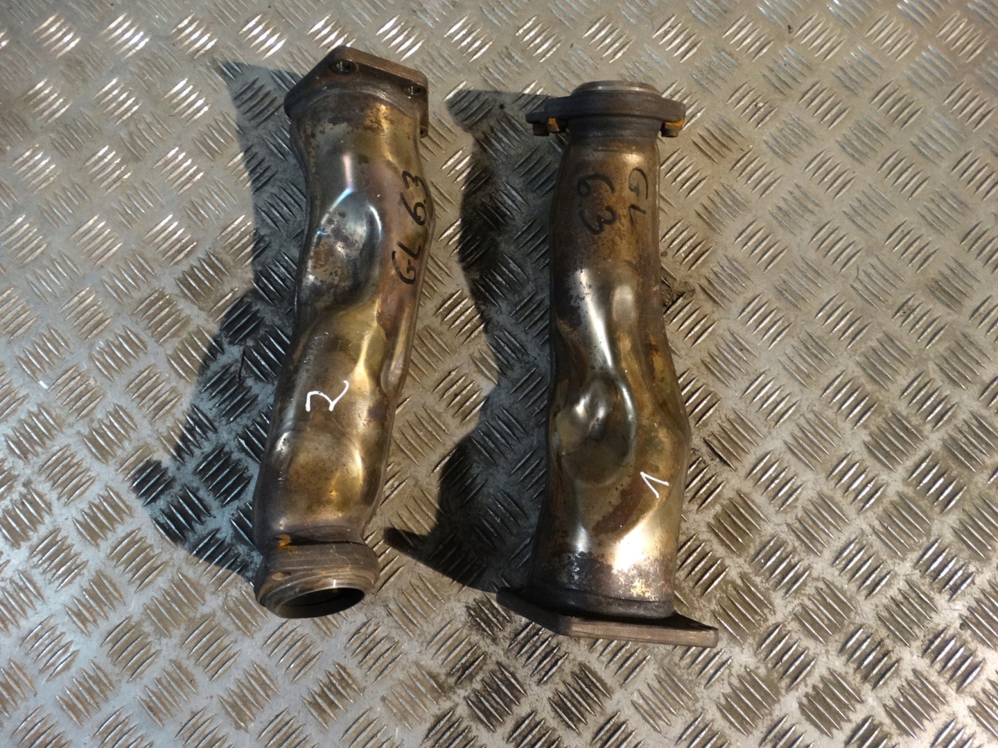 exhaust manifold left right MERCEDES W166 6,3 1