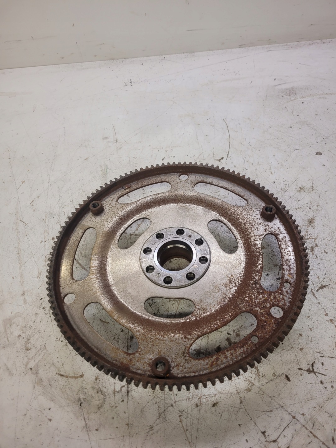 wheel flywheel AUDI A4 B9 A5 2.0 TDI 06H105323AE