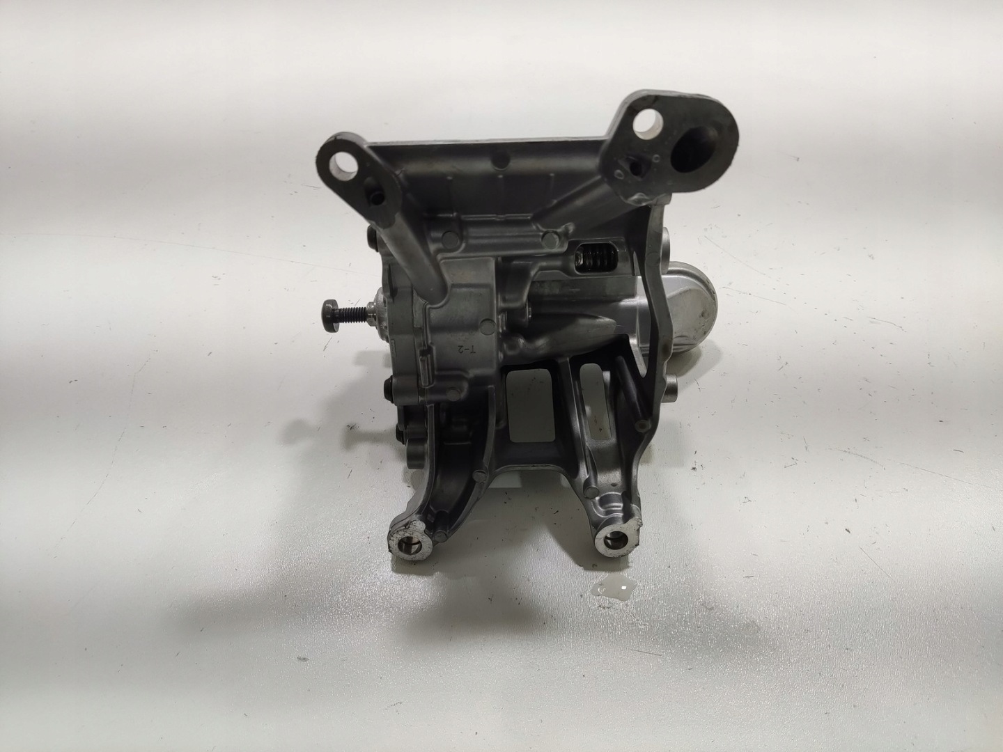 pompa olio BMW 2 ACTIVE TOURER U06 1.5 ibrido 2022-2026 9895362