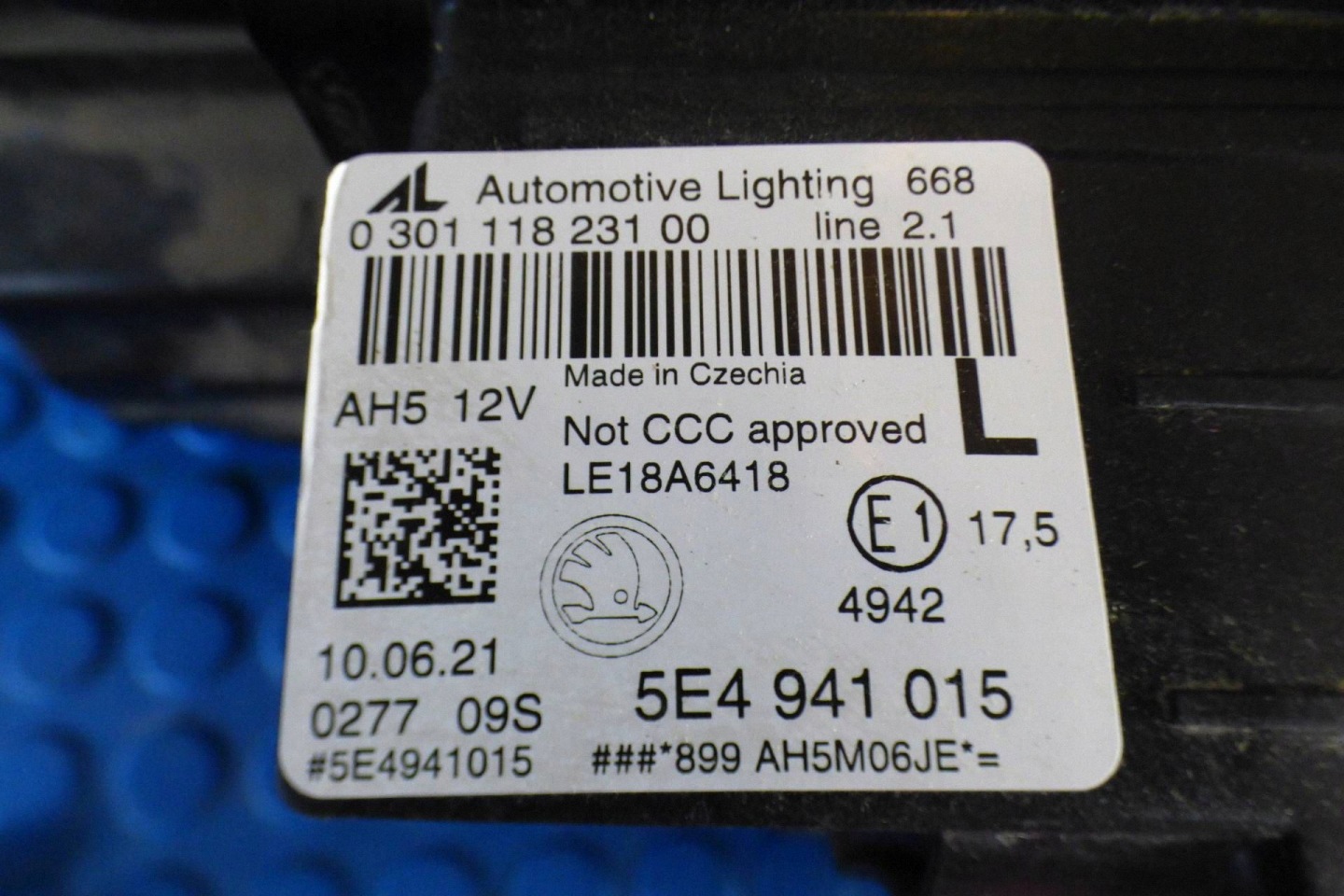 Skoda Octavia IV Licht reflektor links vorne 5E4941015 st.BDB